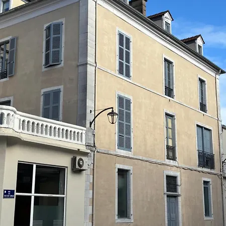 Elegant Centre Apartment *